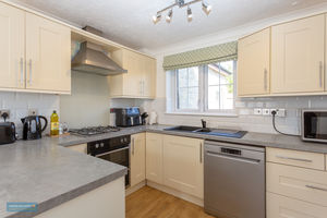Kitchen- click for photo gallery
